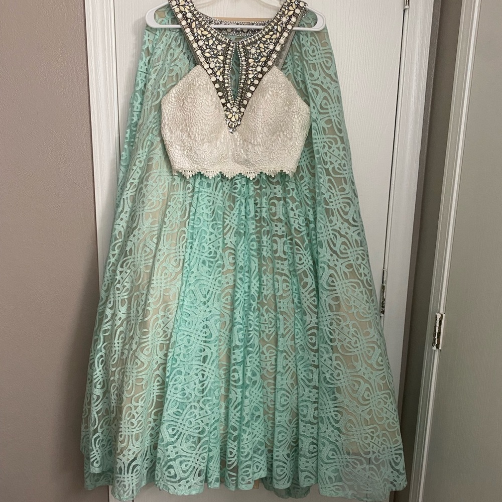 Stunning Rachel Allen Floor Length Dress